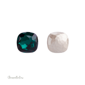Swarovski 4483 Тонкий Кушон 8 мм, изумруд (#205), 1 шт.