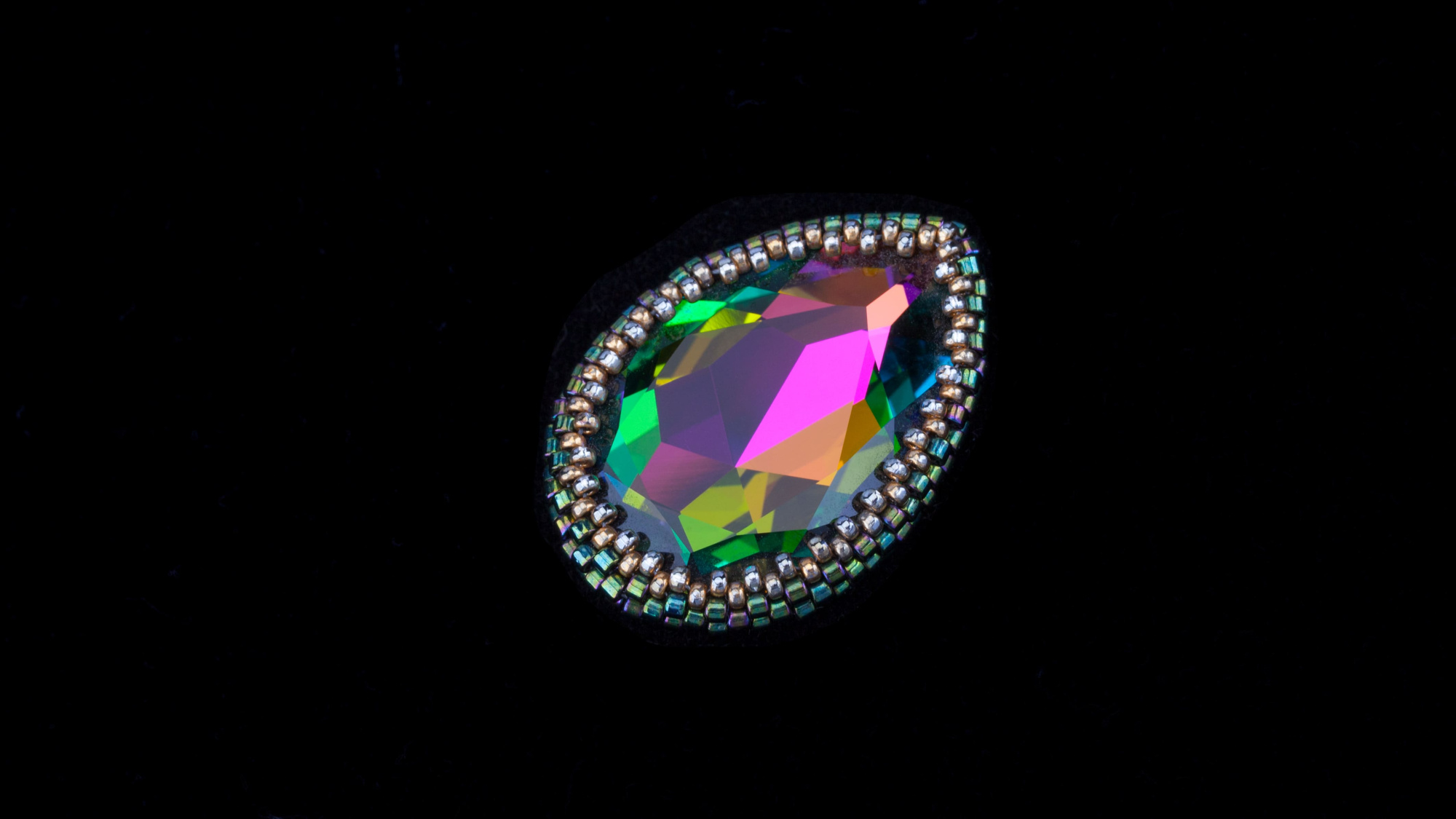 PDF мастер-класс по оплетению кристалла 4327 Pear 30х20 mm