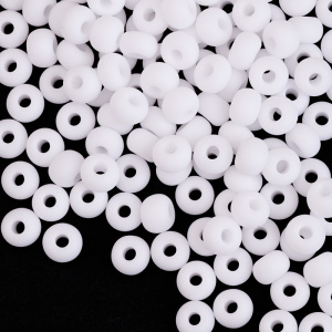 Бисер чешский PRECIOSA Czech круглый 6/0, непрозрачный матовый, Chalk (#03050M), 10 г