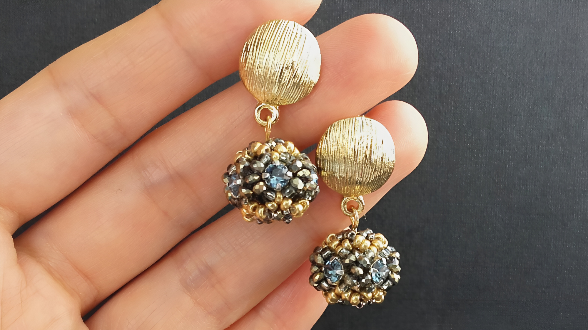 Универсальная 