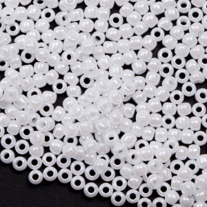 Бисер TOHO Round 11/0 непрозрачный глянцевый (#121), 10 г