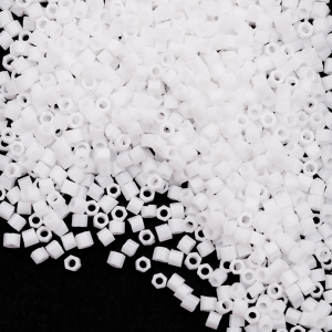 Бисер TOHO шестиугольный 15/0, непрозрачный, White (#41), 4,5 г