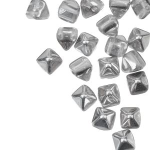 Pyramid 6mm, Silver/Crystal, 20 шт. (#S00030)