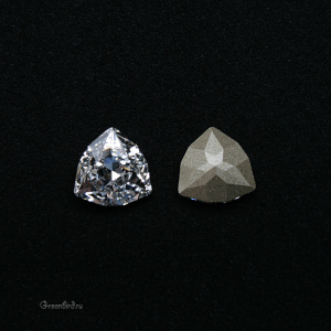 Swarovski 4706 Триллиант 12 мм, прозрачный (#001), 1 шт.