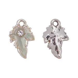 Подвеска с эмалью "Лист клена", золото, зеленый, 1 шт. (#CN-PN-076)