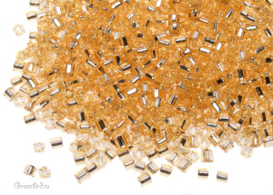 TOHO шестиугольный 11/0 (#22) TOHO шестиугольный 11/0 (#22)