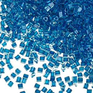 TOHO Треуг. 11/0 окрашенный изнутри, аква/капри (#932)