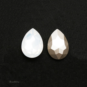 4327 Pear Flat 30х20 мм – White Opal (#234)