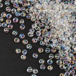 Бисер TOHO Magatama 3 мм, радужный прозрачный (#161), 10 г