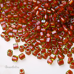 TOHO куб 4 мм (#303)