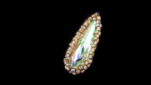 PDF мастер-класс по оплетению кристалла 4331 Raindrop 20 mm