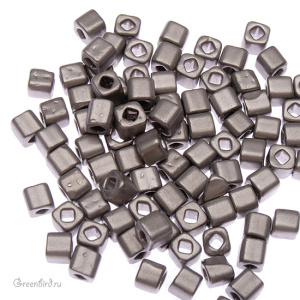 TOHO куб 4 мм (#566)
