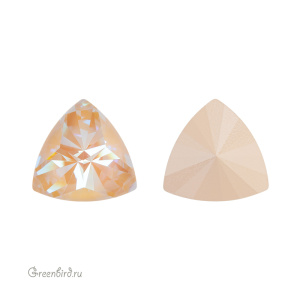 4799 Prismatic Triangle Fancy Stone 14x14,3 мм – Ivory Cream DeLite (#001L106D)