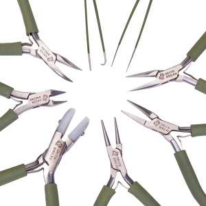 Набор из 8-ми инструментов в пенале Greenbird (GREEN)